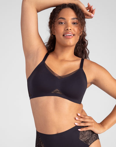 CrossOver Lace Bra shown in Runway