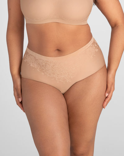 Silhouette Roses Brief shown in Sand
